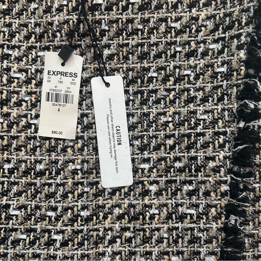 Express Tweed Mini Skirt With Fringe Black White Gold Metallic Size 4 NWT - Picture 2 of 7